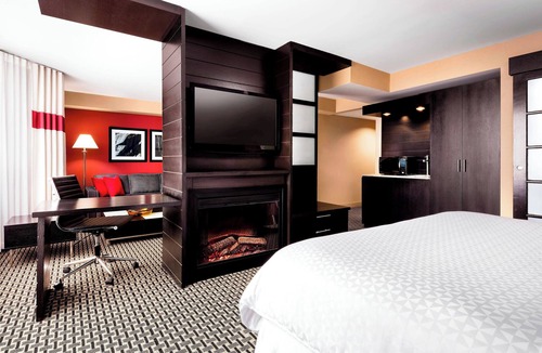 Mississauga Hotel | Four Points by Sheraton Mississauga Meadowvale