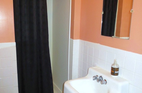 Catskill Hotel | Four Seasons Motel
