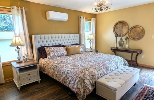 Rochester Other | Fox Glenn Farm - Rochester Home Scenic Quiet Clean Modern - Safe Space - Pets OK