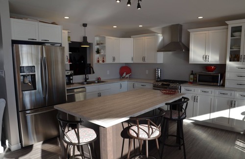 Magnetawan Cottage | Fox Run: Waterfront Lakehouse with Impressive Views and Luxury Details