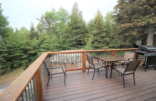 Two Harbors Condo | French River Gooseberry Trailside 4-Plex Suites - Pets - Sauna - Lake View - Fun