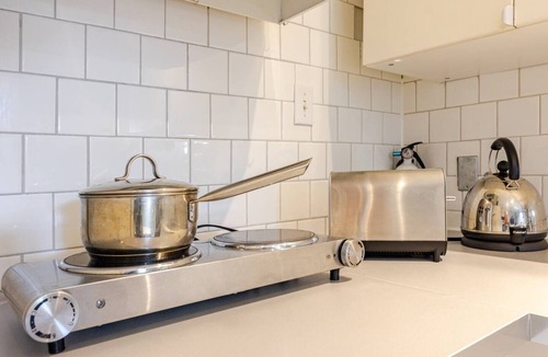 Brampton Apartment | ✅ Fresh Private Apartment Separate Entry 2 beds