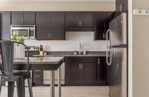 Nicollet Island Apartment | Frontdesk | Hip + Open 1BR Apt near the River