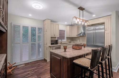 Essa House | Full Family Vacation Home