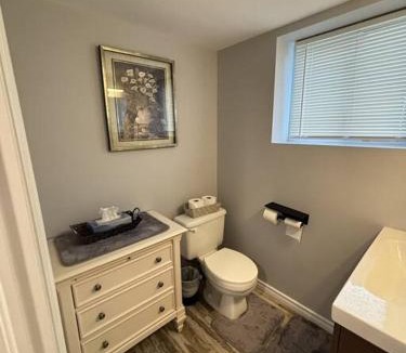 Woodslee House | Full House - 5 Bed, 2 Bath - East