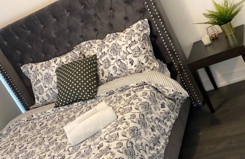 Fort York Condo | Fully Furnished spacious condo unit