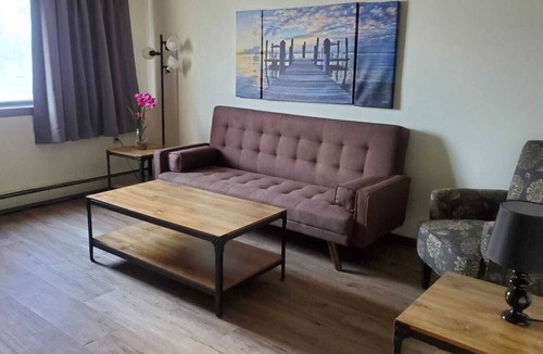 Lamberton Apartment | Furnished Apartment long & short stay