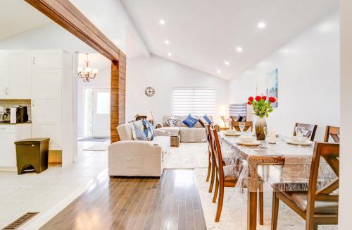 Pickering Villa | Furnished Family Home near Toronto - Great Location Game Room - Backyard - Parking & Self Checkin