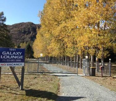 Burkes Pass House | Galexy Lounge