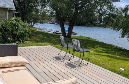 Leeds and the Thousand Islands House | Gananoque Getaway: Discover The 1000 Islands from Your Riverfront Retreat