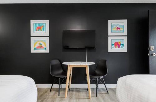 Harvie Heights House | Gateway Suites Charming Stay perfect for 4 Guests