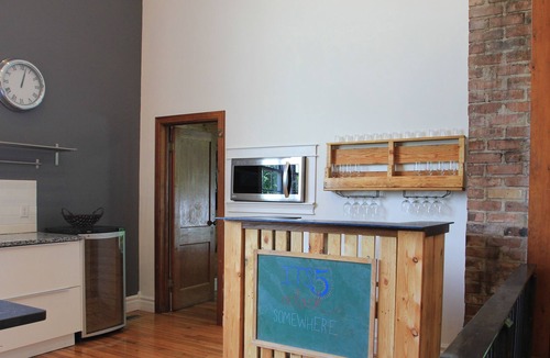 LaPorte House | Gather in Laporte for families and retreats