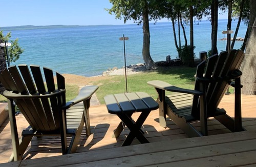 Big Bay Cottage | Georgian Bay 3 Bedroom Chalet - Annan, Ontario
