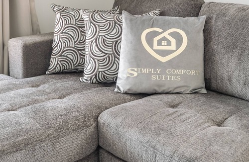 Smiths Falls Apartment | GLOBALSTAY . Rideau 2Br Signature Apartments. Free Parking