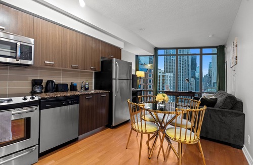 Bay Cloverhill Condo | GLOBALSTAY. High Floor 1BR View Downtown