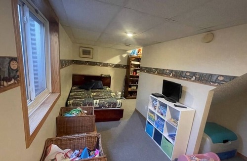 Annandale Cabin | Google our reviews Chartered Rentals cabin and lake home rentals