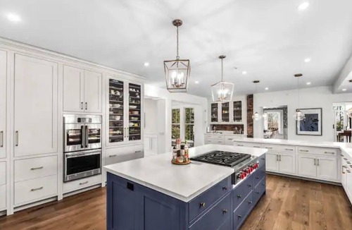 Selwyn House | Gorgeous 100 acre Country Estate with swimming pool, tennis courts and much more