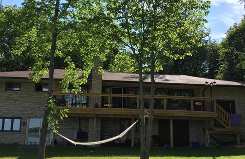Gannon Village Cottage | Gorgeous 4 Bdm Cottage On Over 2 Acres Of Waterfront with Amazing Sunsets