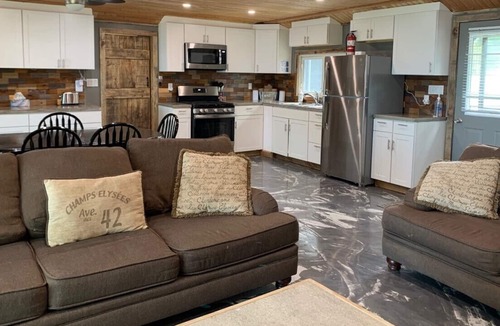 Lion's Head Cottage | Gorgeous Fowlie Retreat - Lake Huron Waterfront - private beach-stunning sunset