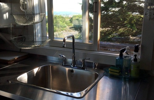 Manitoulin District Cabin | Gorgeous Waterfront Log Cabin off-grid paradise pet friendly