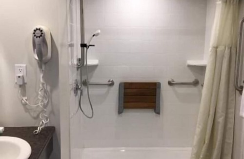 Prince George Hotel | Grama's Inn