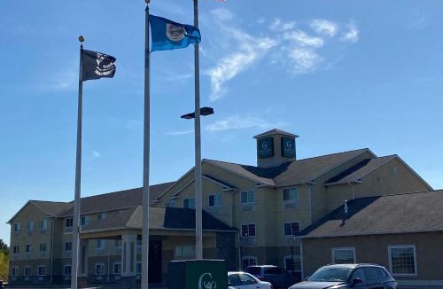 Becker Hotel | GrandStay Hotel & Suites Becker