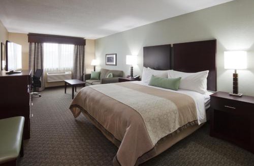 Glenwood Hotel | GrandStay Hotel & Suites - Glenwood