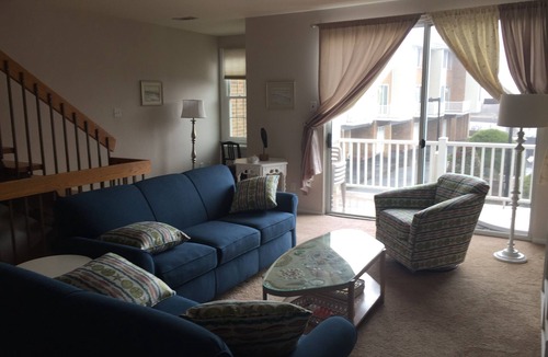 Cape May House | "Great ocean view!" Right across Beach Avenue from the beach, 2-minute walk