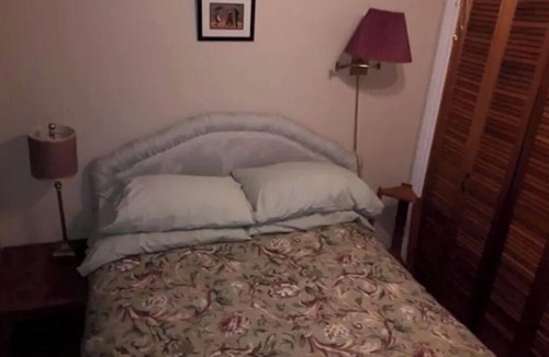 Manitoulin District House | Guest House - Manitoulin Cottage