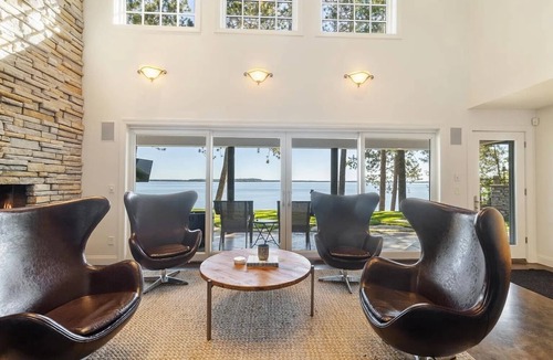 Lake Shore House | Gull Lake Luxury, 4-BR house with all the amenities you could ever want or need!