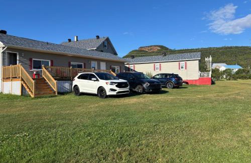 Perce Hotel | Hôtel-Motel Rocher Percé
