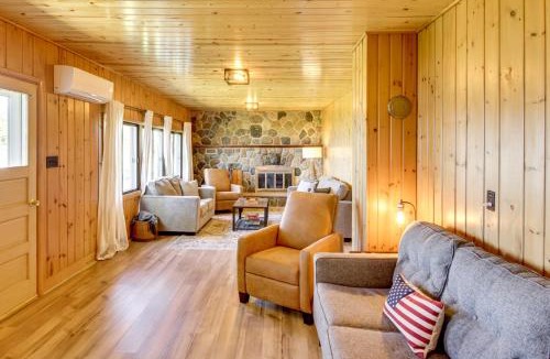 Hackensack House | Hackensack Waterfront Retreat on Tenmile Lake
