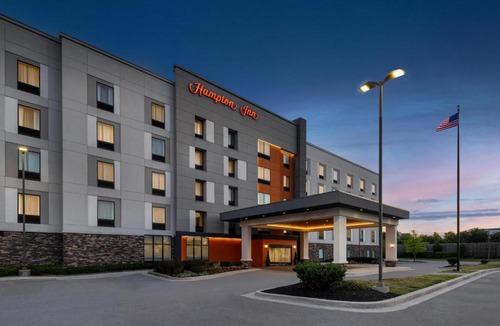 Baltimore Hotel | Hampton Inn Baltimore Bayview Campus