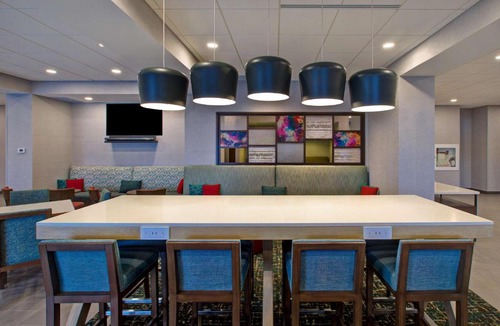 Brockville Hotel | Hampton Inn Brockville, On