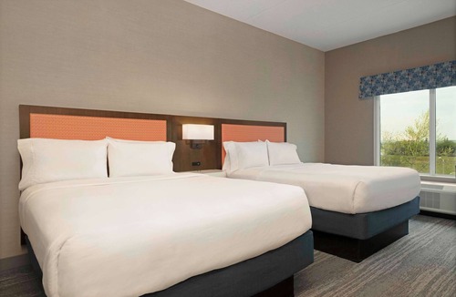 Port Hope Hotel | Hampton Inn by Hilton Port Hope Cobourg