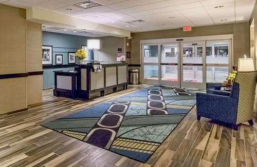 Hibbing Hotel | Hampton Inn Hibbing