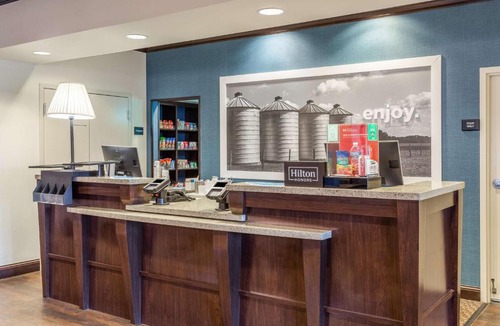 Shakopee Hotel | Hampton Inn Minneapolis/Shakopee