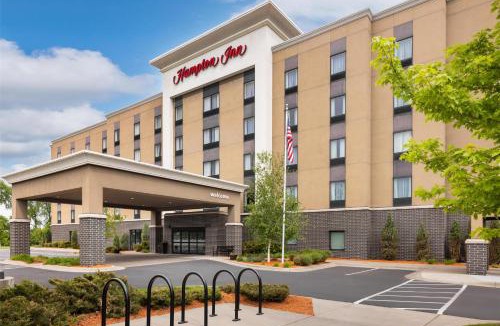 Roseville Hotel | Hampton Inn Minneapolis-Roseville,MN