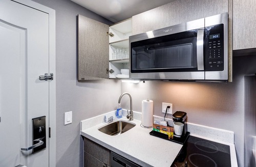 Brantford Hotel | Hampton Inn & Suites by Hilton Brantford Conference Centre