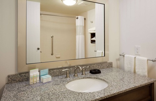 Minnetonka Hotel | Hampton Inn & Suites Minneapolis West/Minnetonka