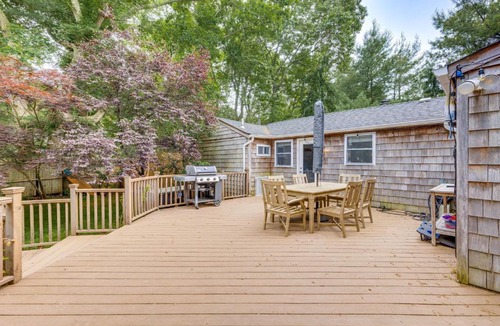 Hampton Bays House | Hamptons Vacation Rental w/Saltwater Pool