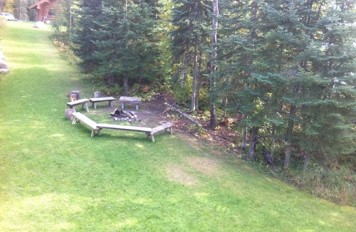 Marcell Cabin | Handcrafted log lodge on Minnesota’s clearest lake. Nestled in the woods.