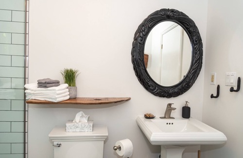 Marmora Cottage | Happy Daze River Retreat Cottage