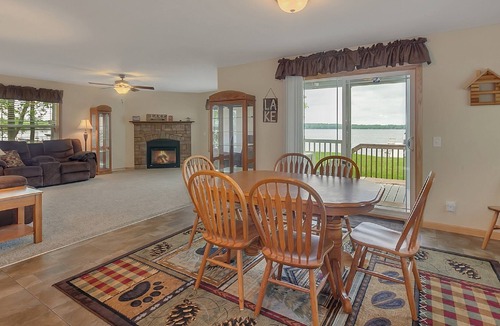 Hillman House | Happy Harry's Hideaway- Lake Sullivan!