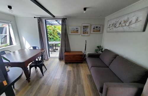 Onerahi House | Harbourside Accomodation, Onerahi, Whangarei