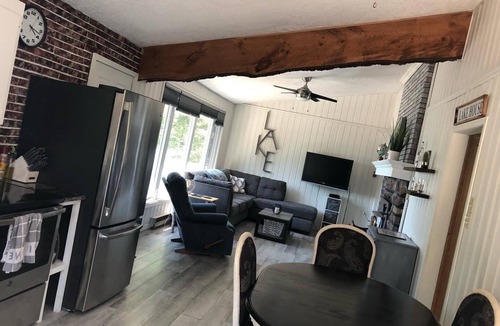 Algoma District Cottage | Havilland Bay Cottage on Beautiful Lake Superior