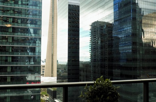 Old Toronto Condo | Heart of Toronto - Chic Studio with Top Amenities and CN Tower View