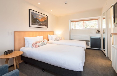Fox Glacier Hotel | Heartland Hotel Glacier Country
