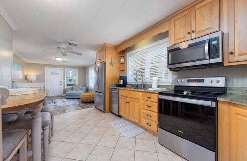 Kill Devil Hills House | Heated Pool, Hot Tub, 4Min Walk to Beach