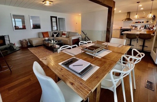 Valentia Cottage | Heron’s Haven on Lake Scugog